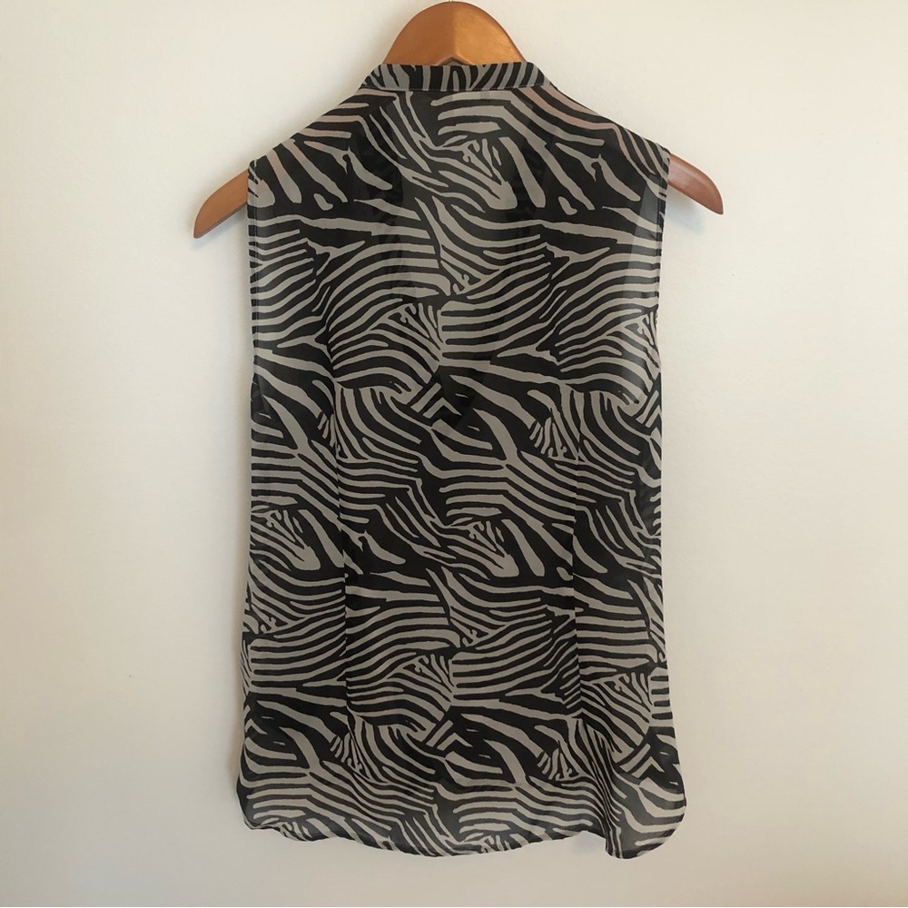 H&M Crossover Tank - Picture 5 of 6